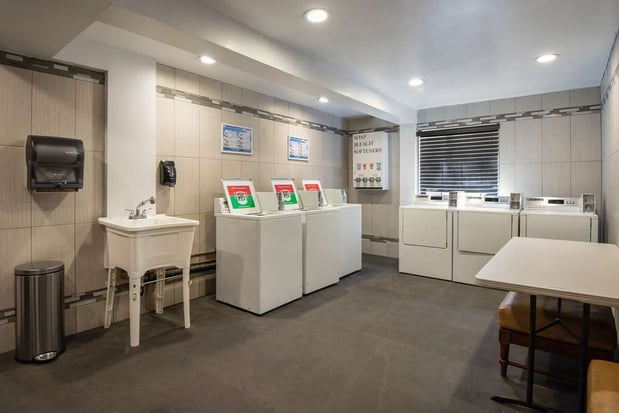 Images SureStay Plus by Best Western Reno Airport