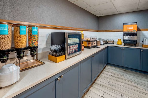 Images Hampton Inn & Suites Nashville-Vanderbilt-Elliston Place