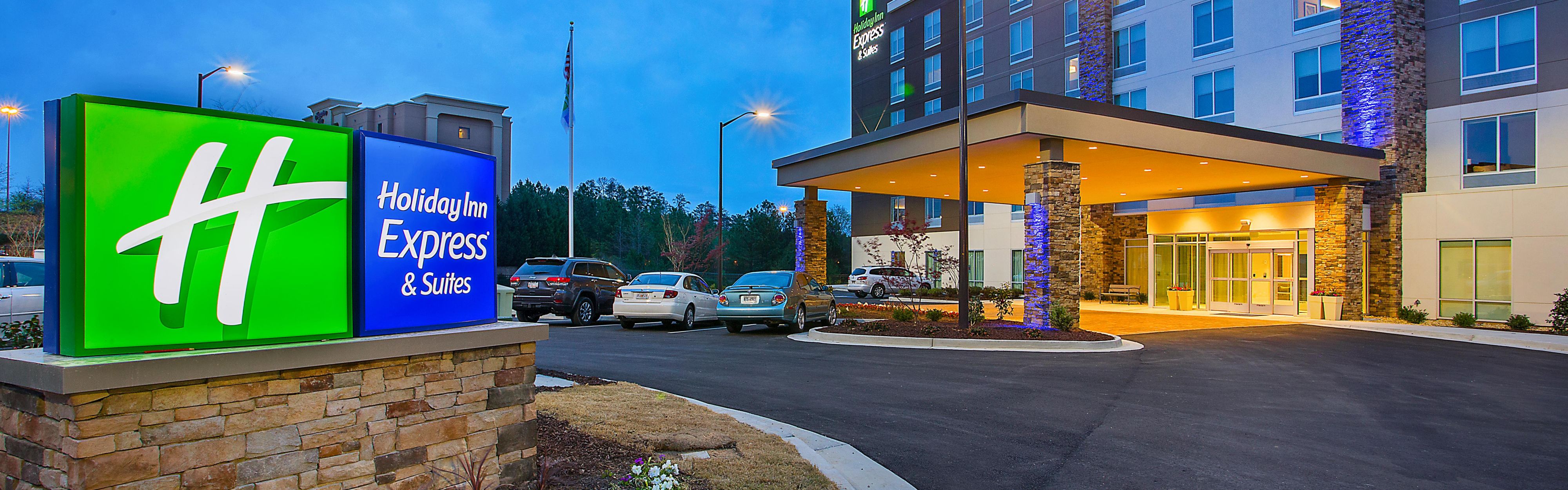 Go park holiday. Holiday Inn Express Safa Park. GOPARK отель Holiday Inn. Holiday Inn Express Шереметьево. Холидей ИНН экспресс Химки.