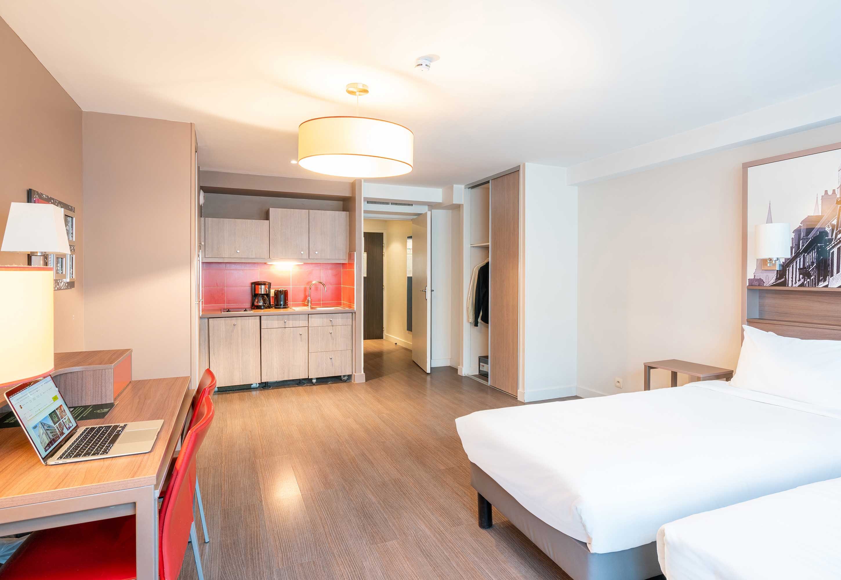 B&B HOME Caen Centre Gare