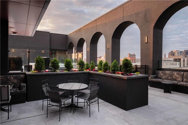 Images Hotel Bourre Bonne Louisville, Curio Collection by Hilton