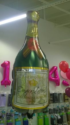 Images Confetti, Pirkkala