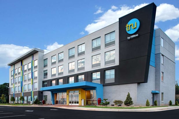 Images Tru by Hilton Lithia Springs