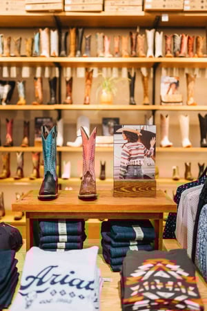 Images Ariat Brand Shop