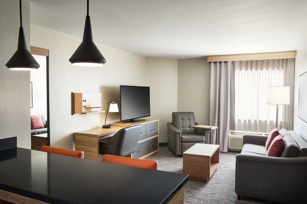Images Candlewood Suites Milwaukee Airport-Oak Creek by IHG