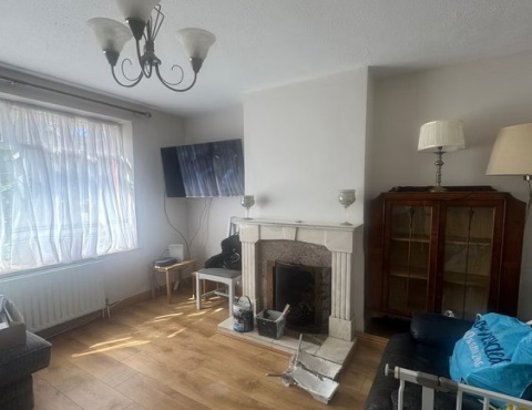 Six Stars Painting is your go to Painters in Dublin. With years of industry experience we offer the very highest standard exterior home painting and interior home painting throughout Dublin Wicklow, Kildare, and Meath.