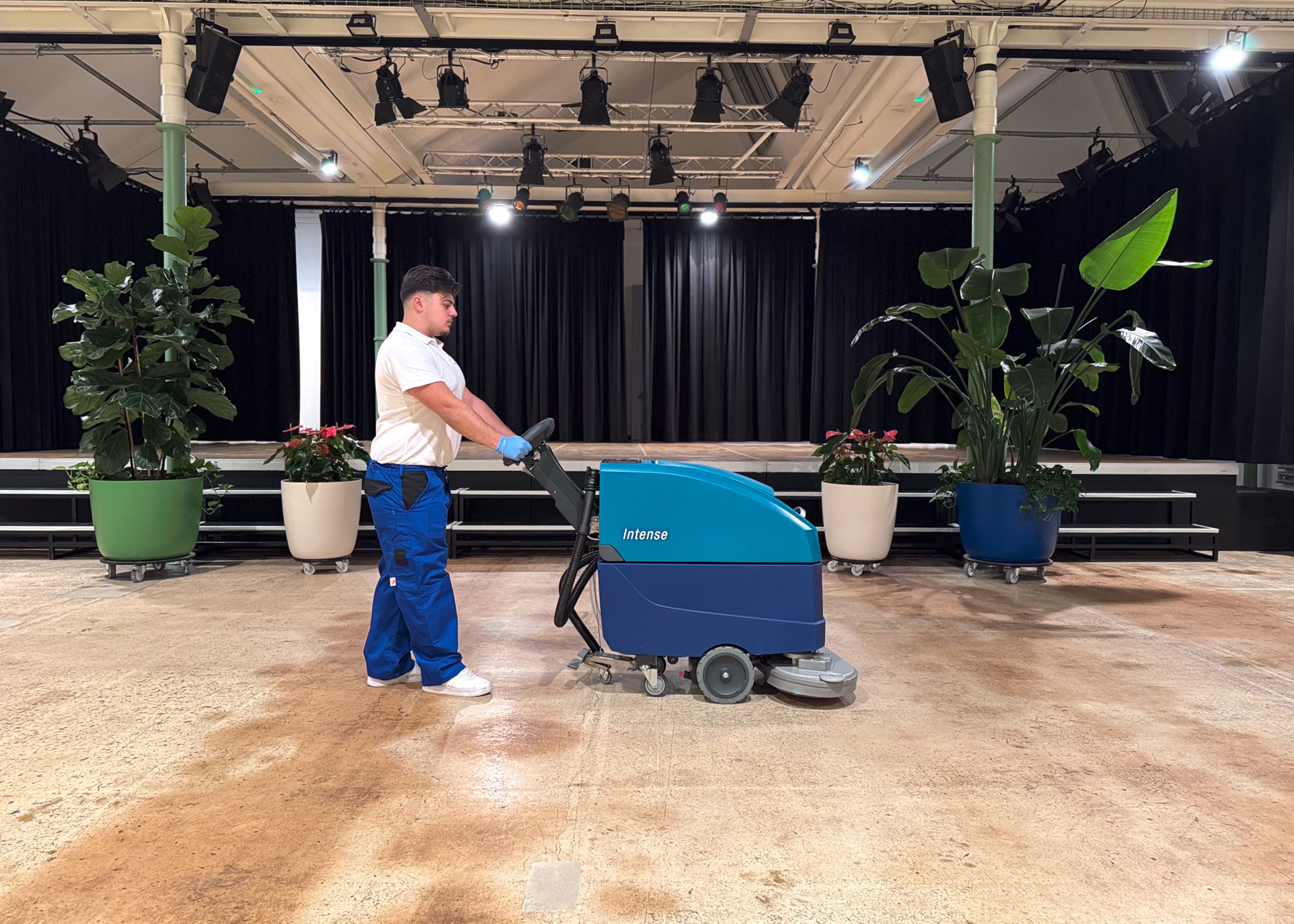 eazyclean, Wigartenstrasse 2 in Fällanden