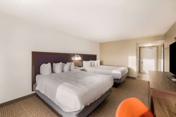 Images Hampton Inn McHenry