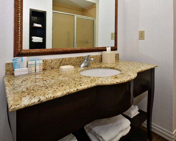 Images Hampton Inn & Suites Fredericksburg