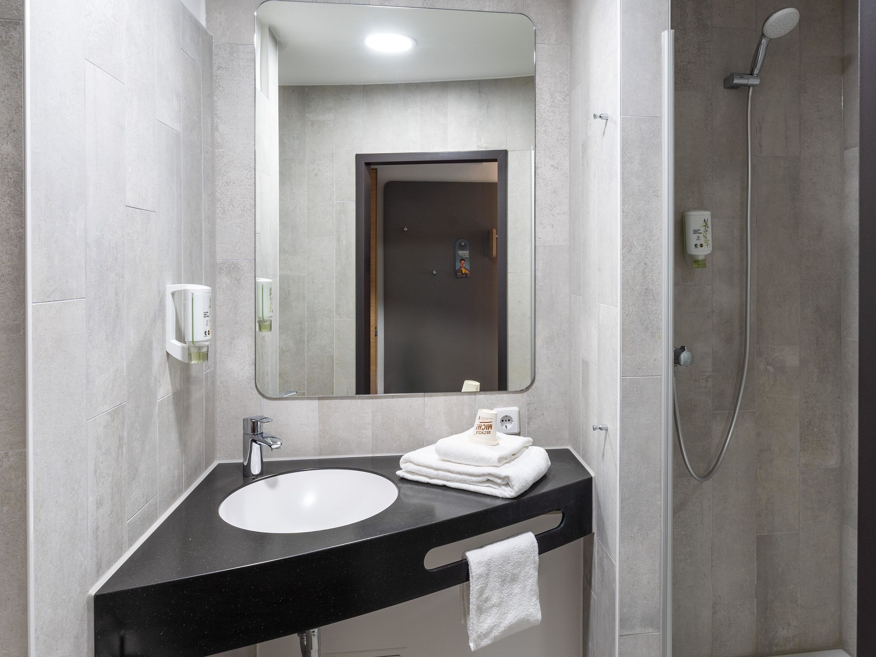 Kundenbild groß 23 B&B HOTEL Hannover-Lahe