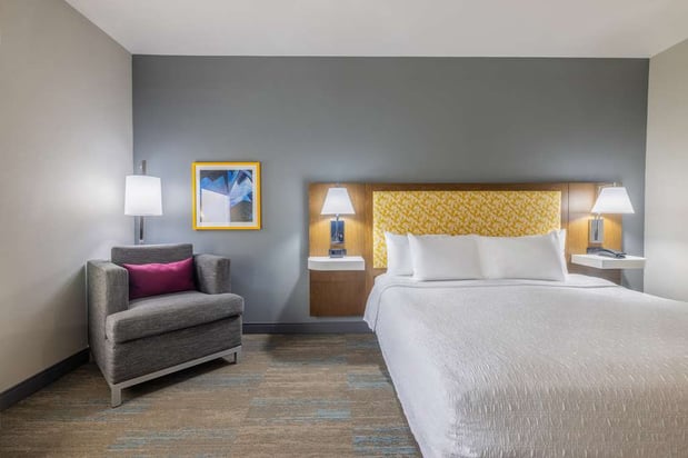 Images Hampton Inn & Suites Brenham