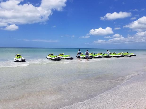 Images Mad Beach Boat Rentals
