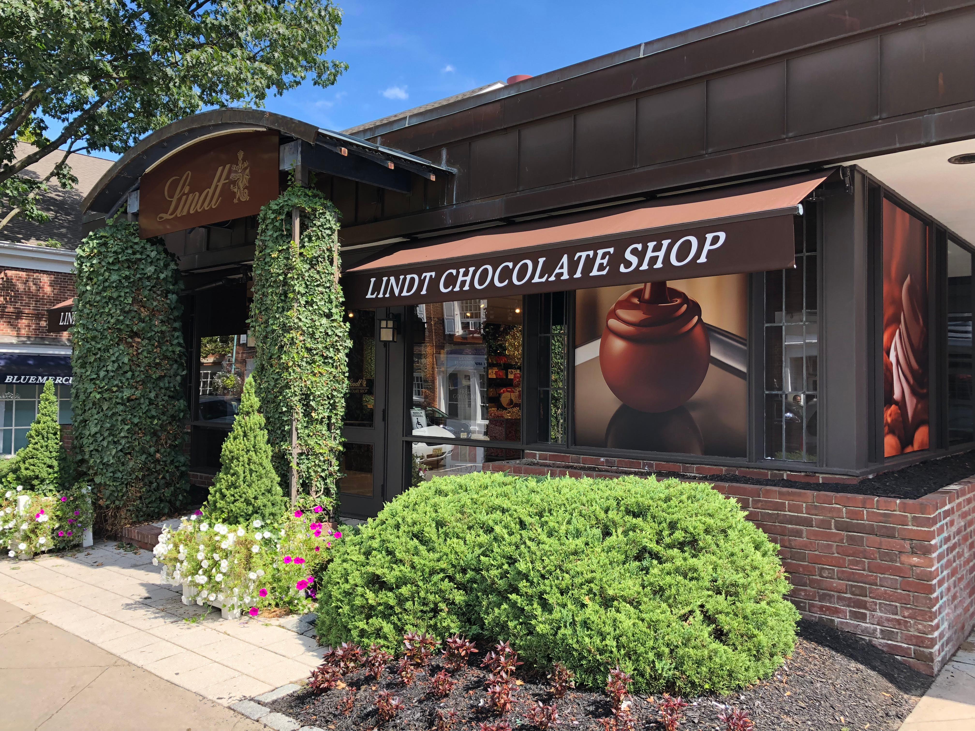 Image 5 | Lindt Chocolate Shop