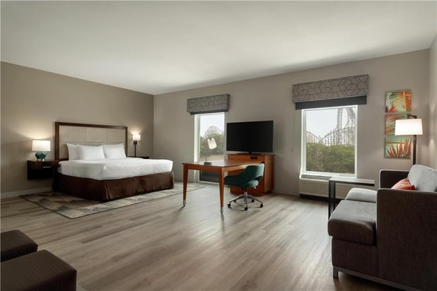 Images Hampton Inn & Suites Tampa Busch Gardens Area