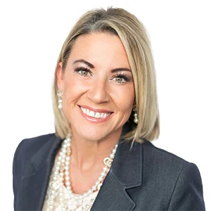 Amy Groves, Willard Real Estate Group