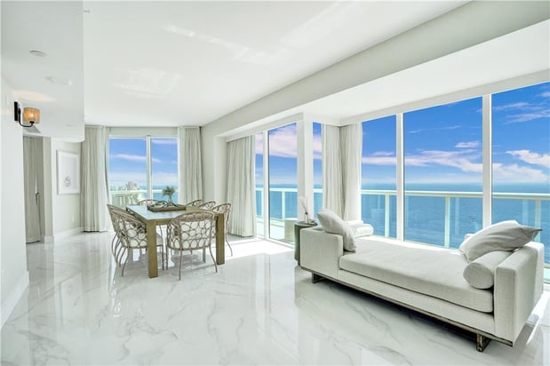 Images Beach House Fort Lauderdale, a Hilton Resort