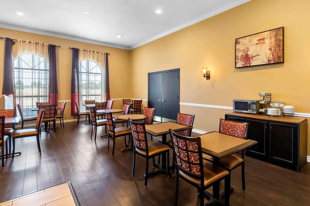 Images SureStay Plus by Best Western San Antonio Fiesta Inn