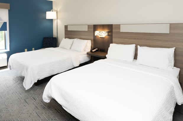 Images Holiday Inn Express & Suites Burlington - Mount Holly by IHG