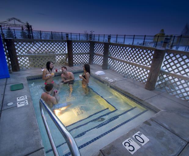 Images Edgewater Hotel and Waterpark
