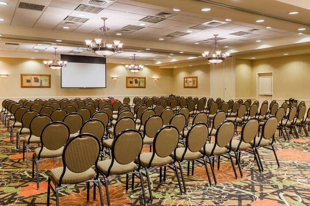Images Hilton Garden Inn Buffalo Airport