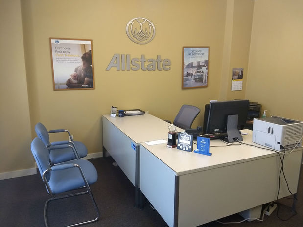 Images Brian Hinshaw: Allstate Insurance