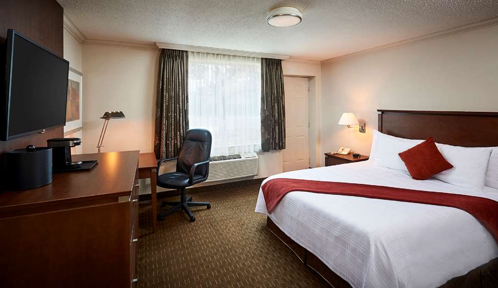 Images Best Western Plus Guildwood Inn
