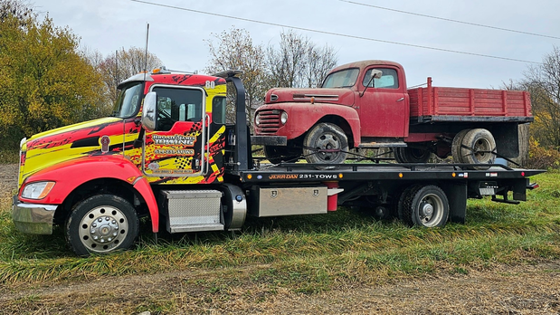 Images Broad & James Towing