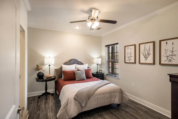 Images Arlo Luxury Apartment Homes