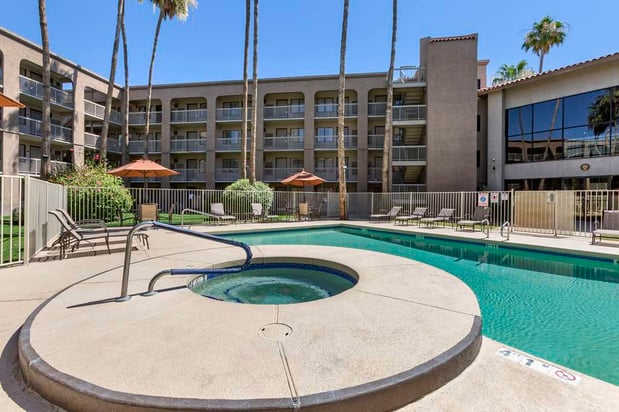 Images Best Western Plus Scottsdale Thunderbird Suites