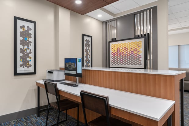 Images Holiday Inn Express & Suites Coralville by IHG