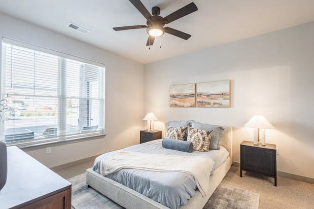 Images The Warren Apartments