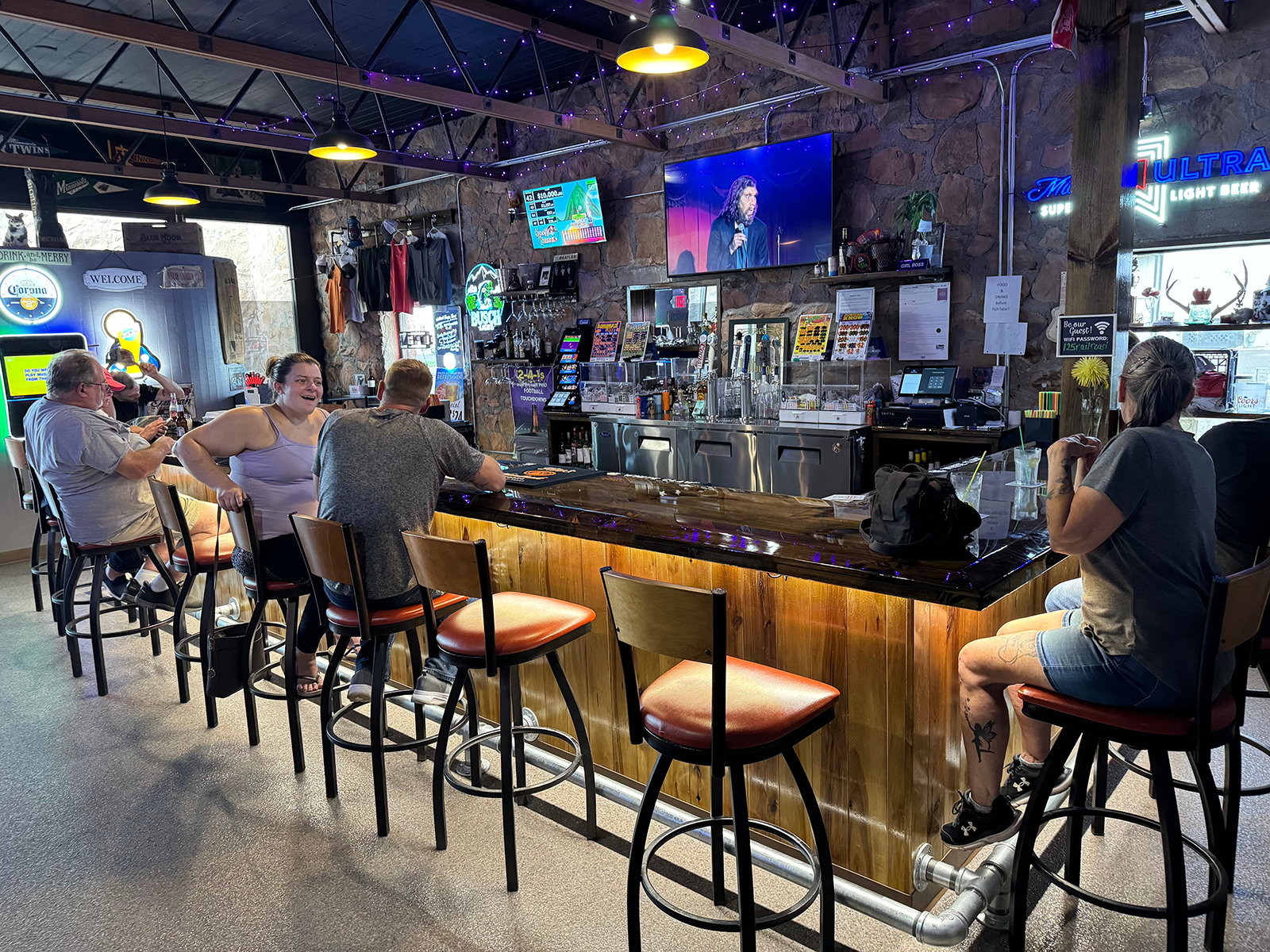 125 Tavern Image