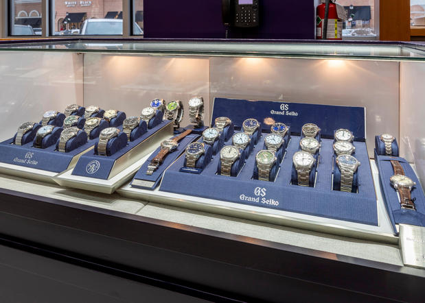 Images Watches of Switzerland