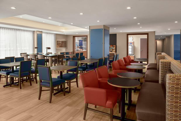 Images Holiday Inn Express & Suites Woodside LaGuardia Airport by IHG