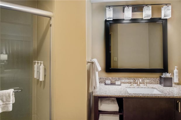 Images Embassy Suites by Hilton St. Louis Airport