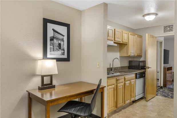 Images Best Western Plus Riverfront Hotel and Suites