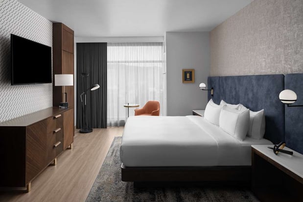 Images Hotel West & Main Conshohocken Philadelphia, Tapestry by Hilton