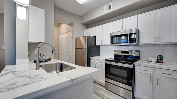 Images Carmel Creekside