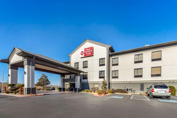 Images Best Western Plus Midwest City Inn & Suites
