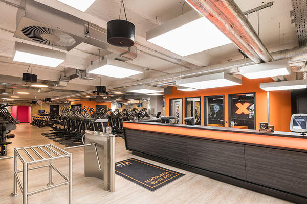Bilder FitX Fitnessstudio