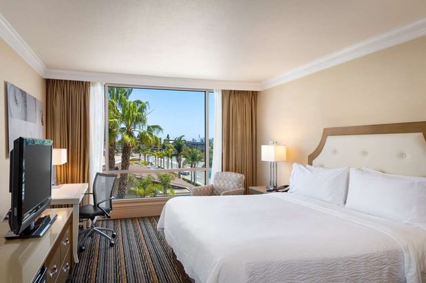Images DoubleTree by Hilton San Diego Bayside