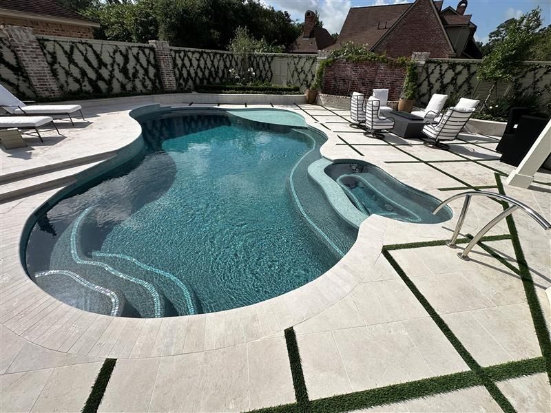 Images Premier Pools & Patios
