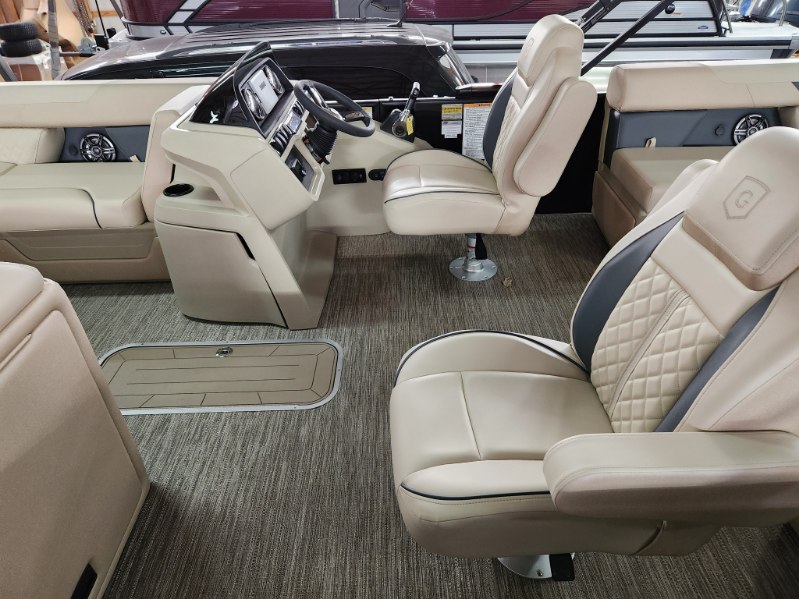 Images Happy Holiday Travel Inc