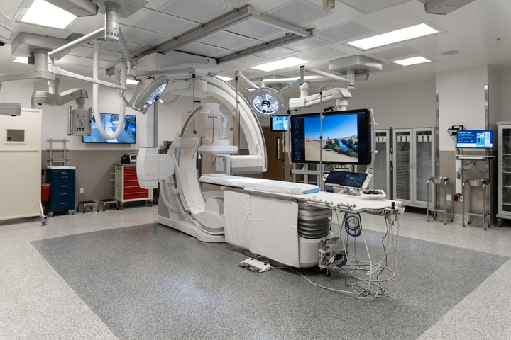 Images Advanced Diagnostic Center - University Hospital
