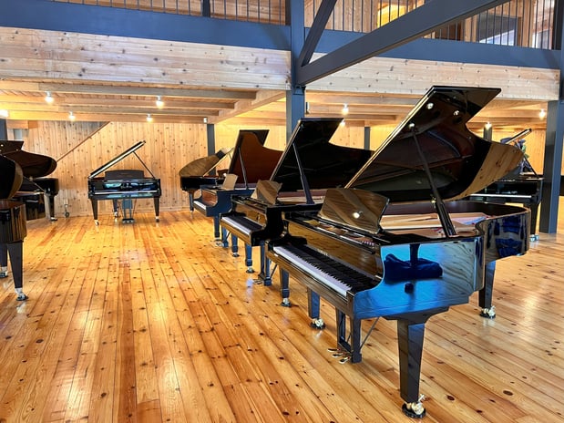 Images Falcetti Pianos Newton