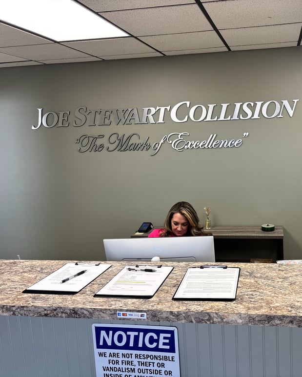 Images Joe Stewart Collision Center - South