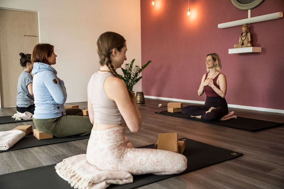 Bilder YOGA HOUSE