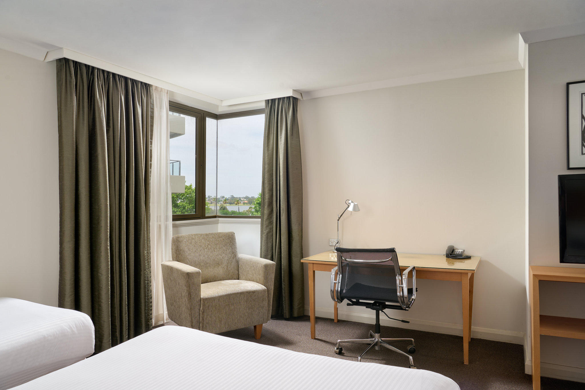 Images Crowne Plaza Perth, an IHG Hotel