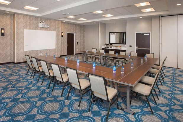 Images Hilton Garden Inn Burbank Los Angeles