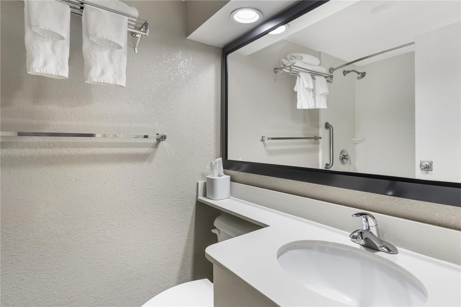 Standard King Bathroom